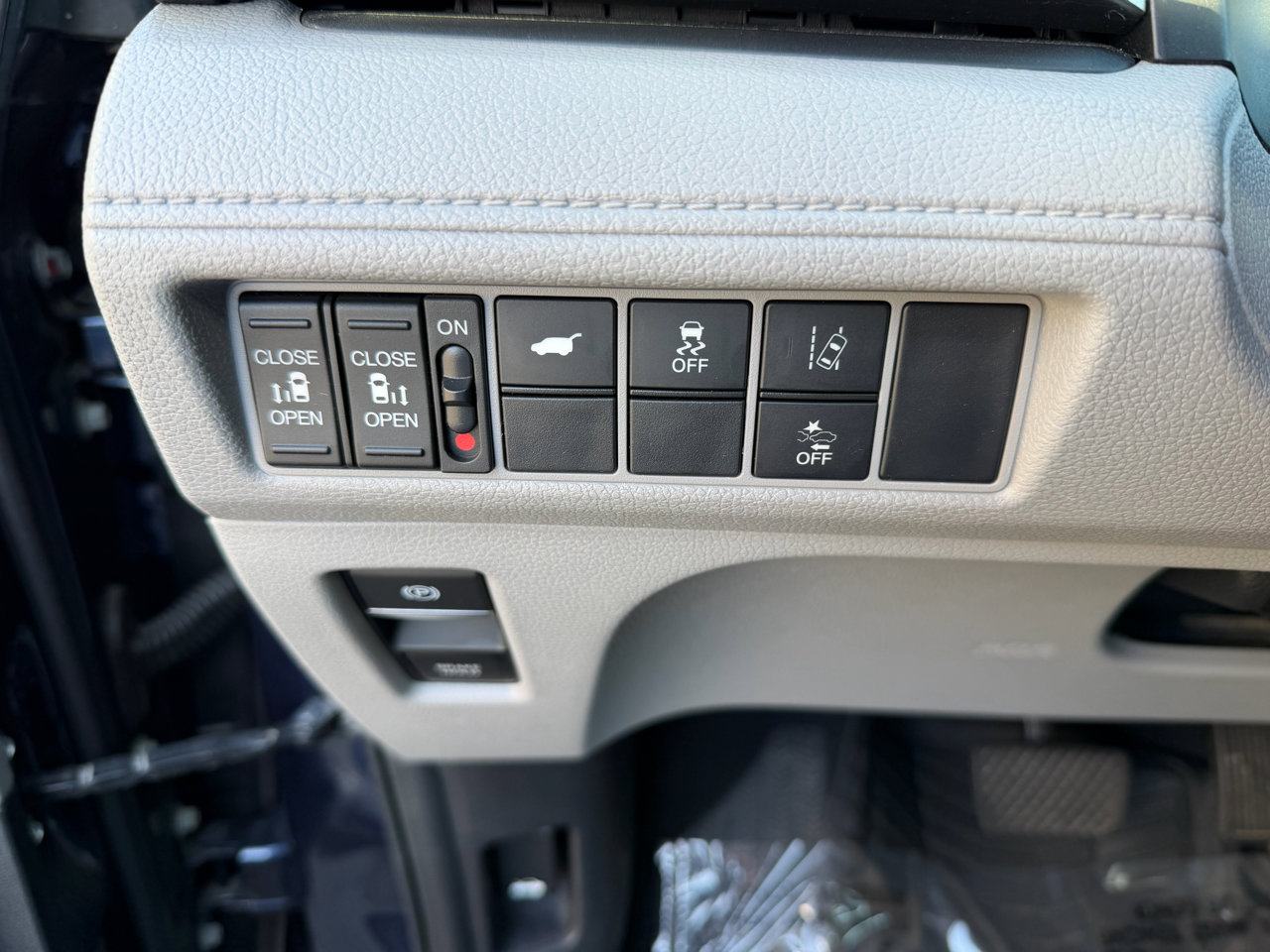 Used 2018 Honda Odyssey EX-L image 27