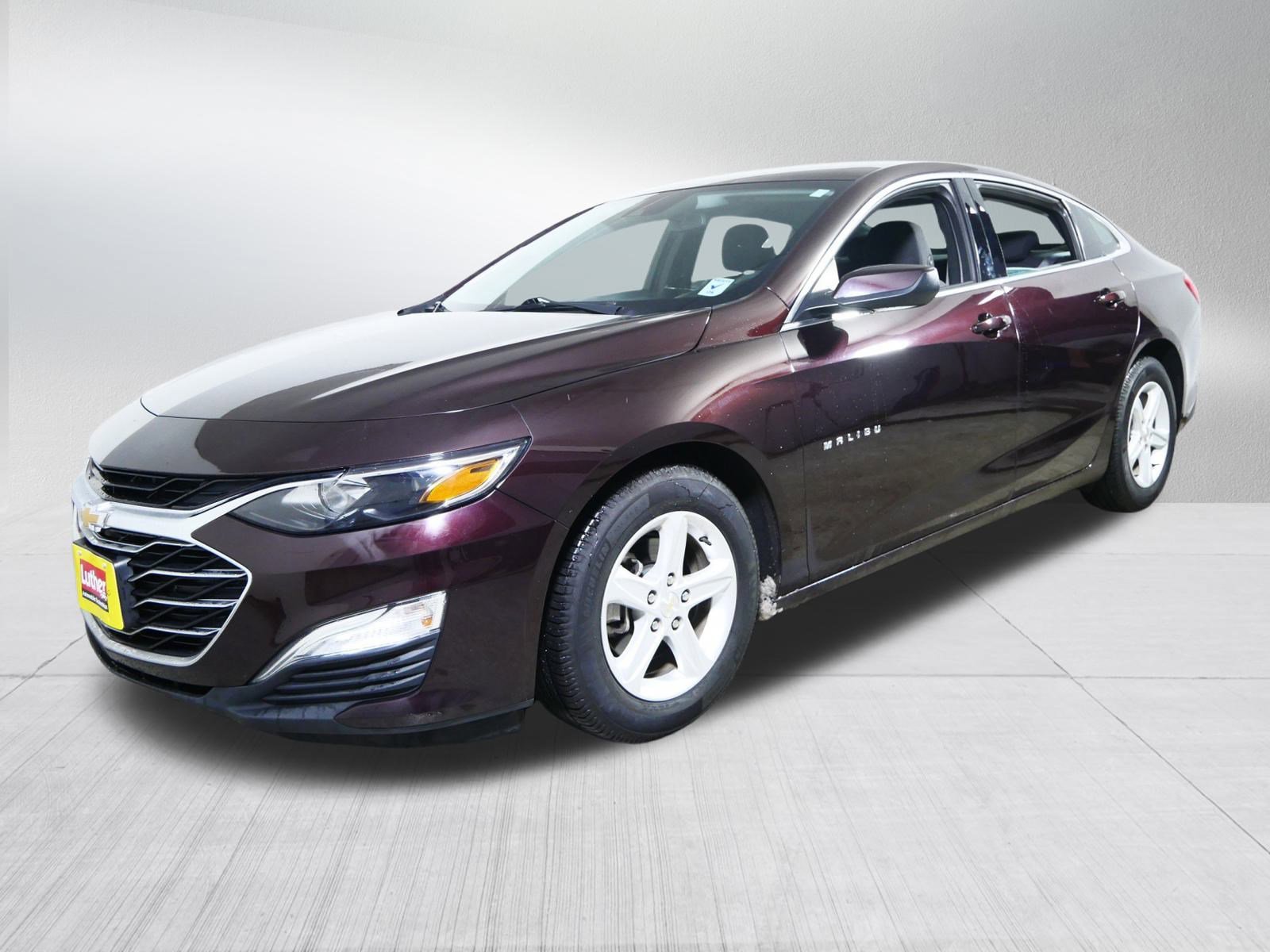 Used 2020 Chevrolet Malibu LS w/ Driver Confidence Package II image 3
