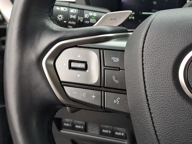 Used 2025 Lexus GX 550 image 6