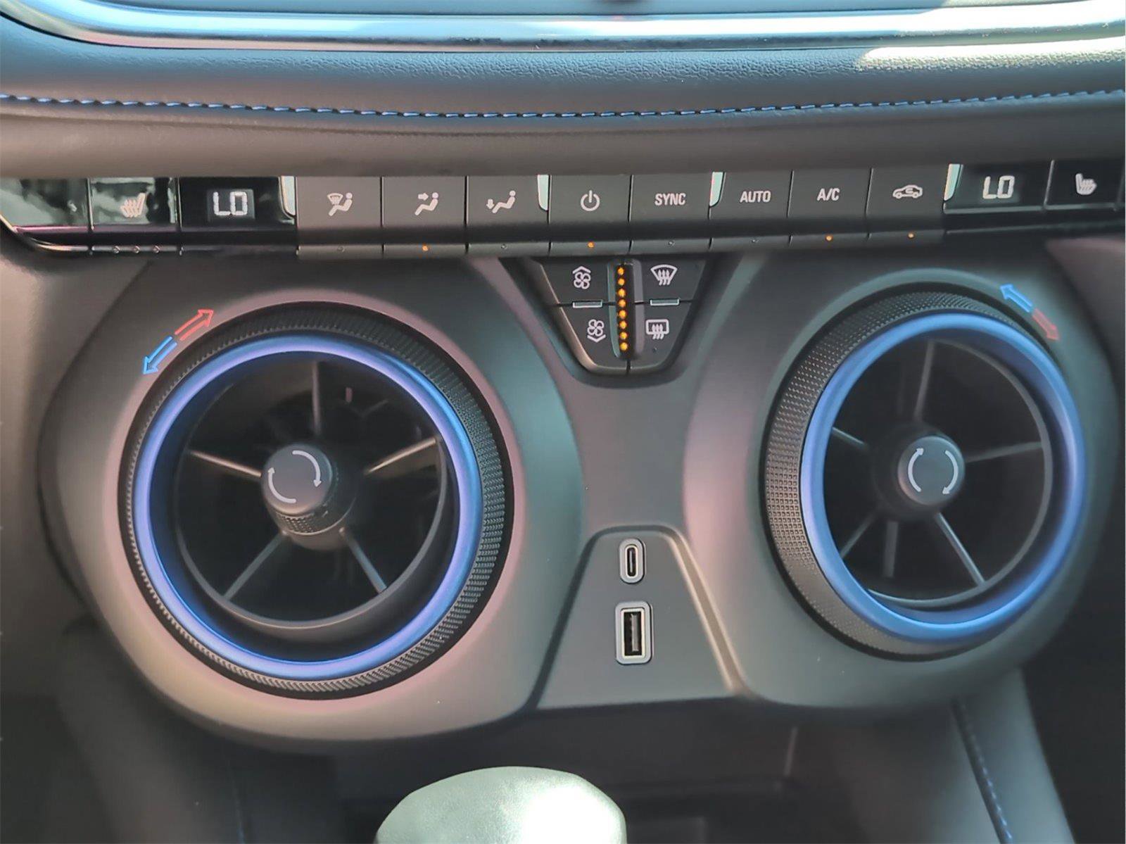 Used 2024 Chevrolet Blazer RS w/ Driver Confidence II Package FWD image 19