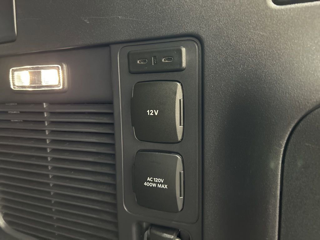 Used 2025 Lincoln Navigator L Black Label image 39