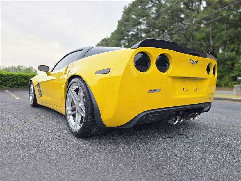 Used 2006 Chevrolet Corvette Z06 w/ Preferred Equipment Group RWD image 9