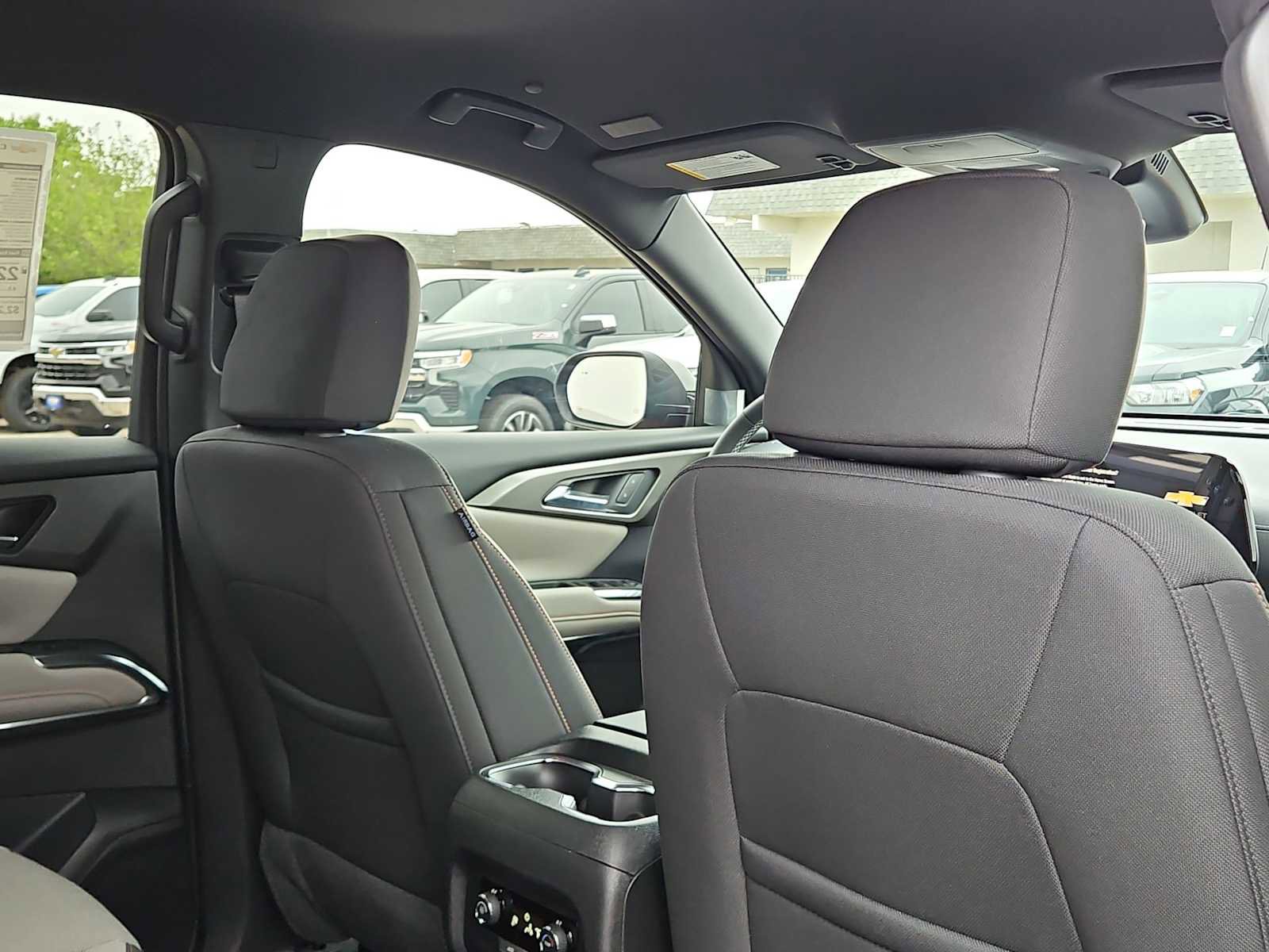 New 2026 Chevrolet Traverse LT w/ Driver Confidence Package image 17