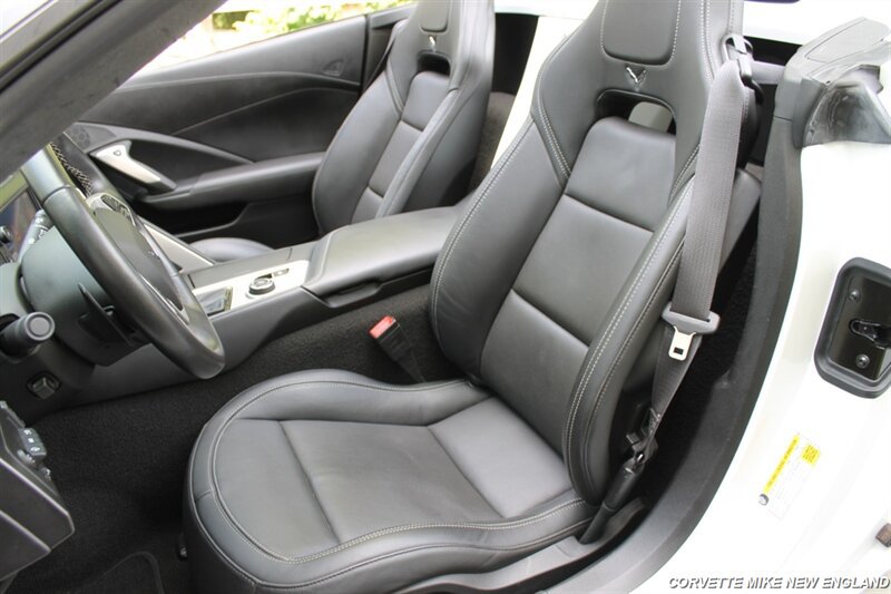 Used 2015 Chevrolet Corvette Stingray Convertible w/ 3LT Preferred Equipment Group RWD image 33