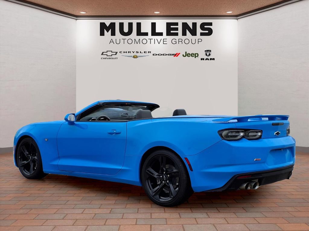 Used 2023 Chevrolet Camaro LT w/ RS Package image 7