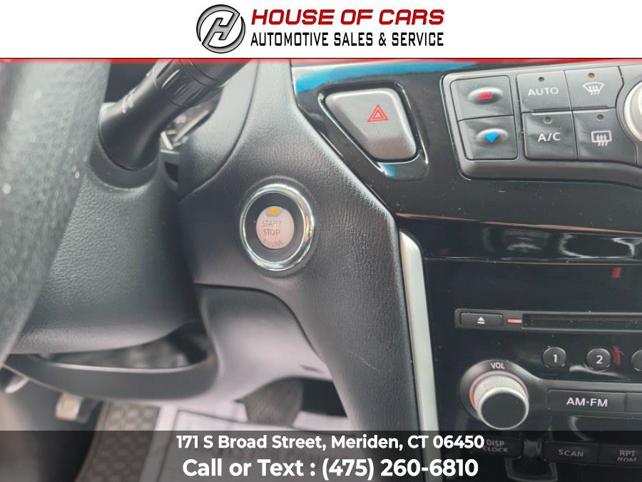 Used 2016 Nissan Pathfinder S AWD/4WD image 28