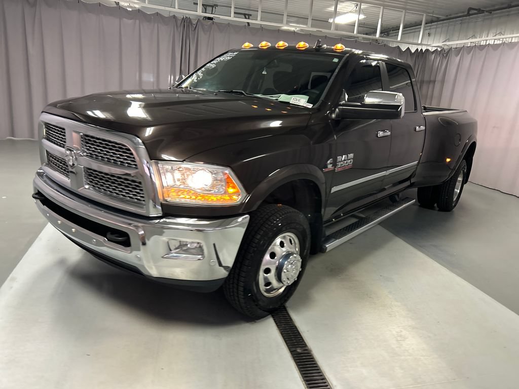 Used 2016 RAM 3500 Laramie AWD/4WD image 3