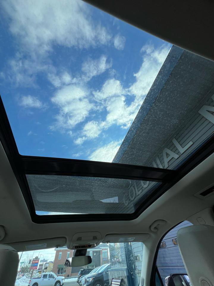 Used 2020 Cadillac XT6 Premium Luxury image 15