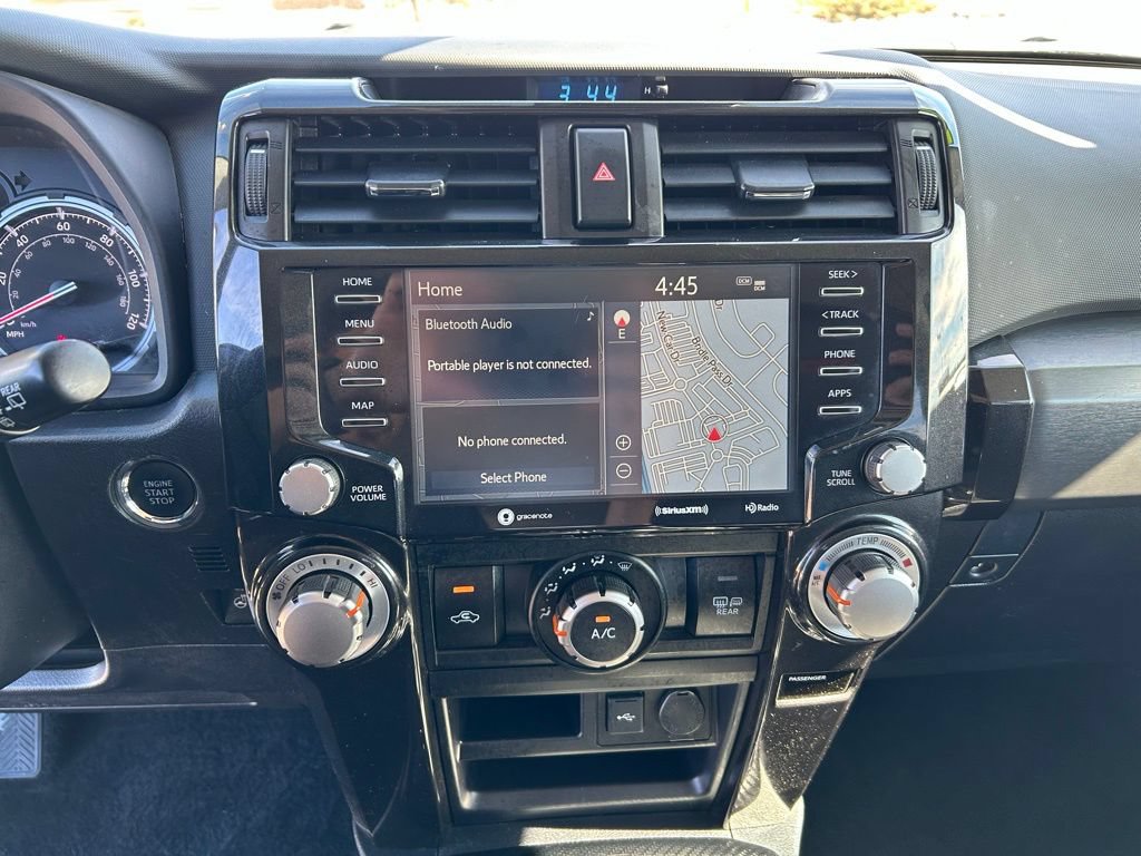 Used 2024 Toyota 4Runner TRD Off-Road Premium AWD/4WD image 20