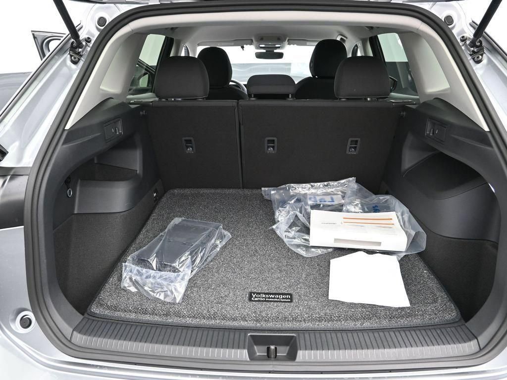 New 2026 Volkswagen Tiguan S image 10