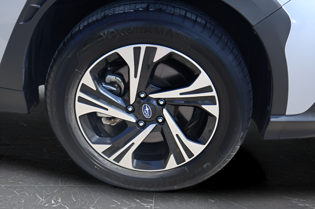 Certified 2024 Subaru Crosstrek 2.0i Premium w/ Crosstrek Mirror Package AWD/4WD image 28