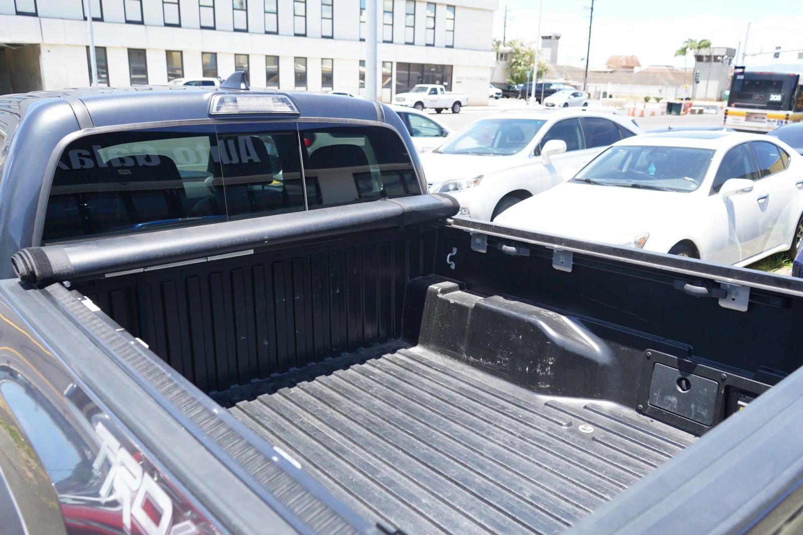 Used 2019 Toyota Tacoma TRD Off-Road AWD/4WD image 27