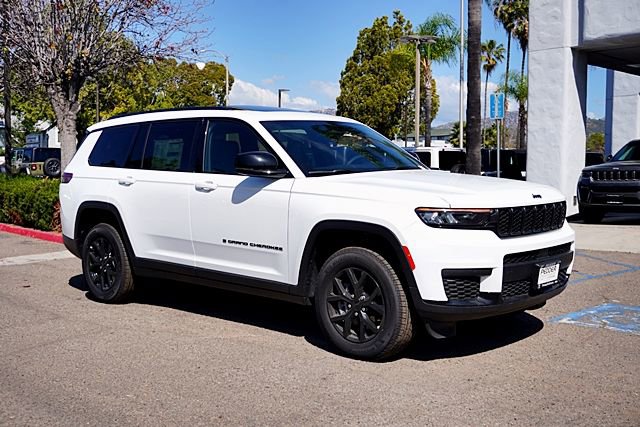 New 2025 Jeep Grand Cherokee L Altitude X image 6