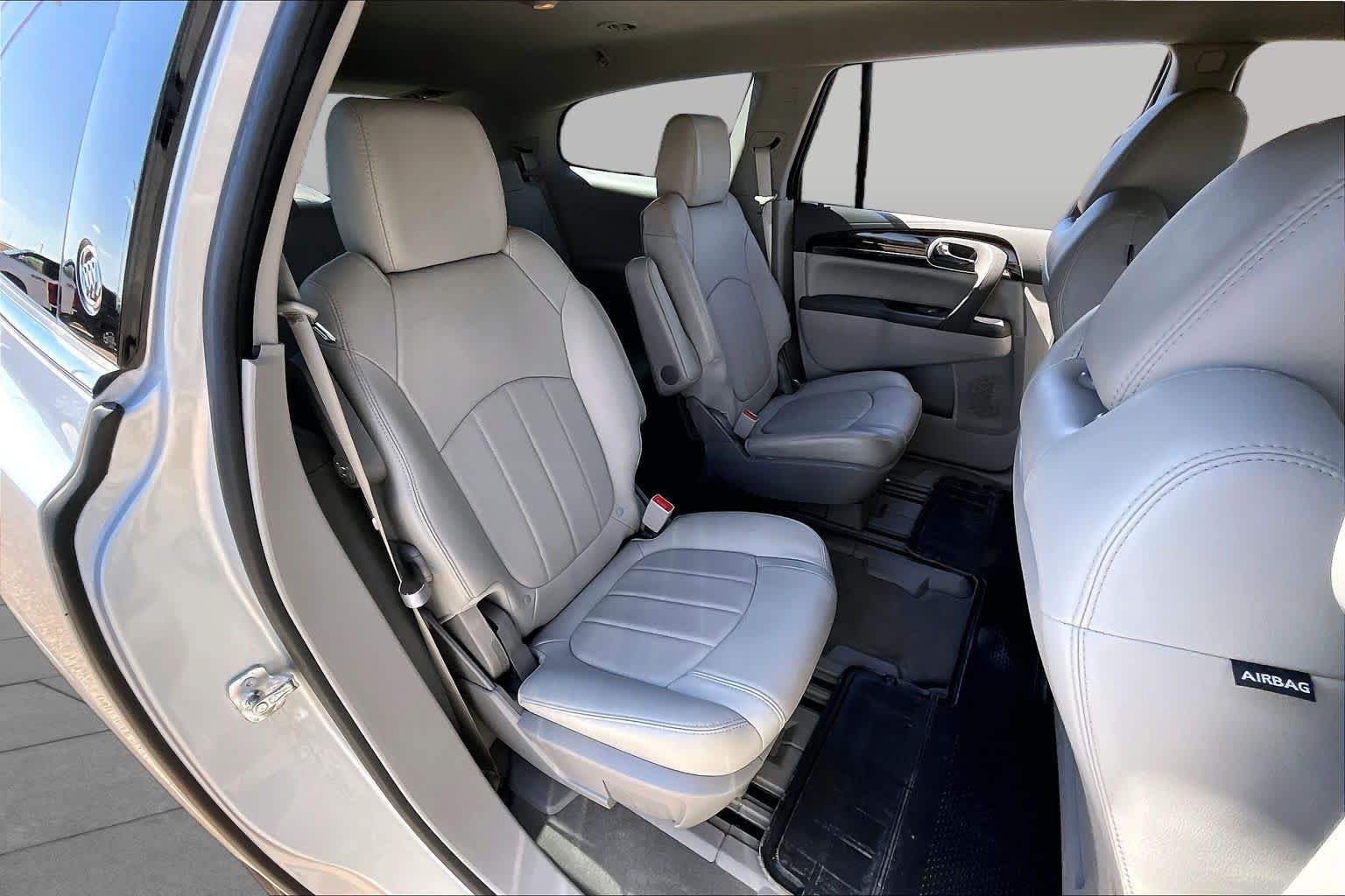 Used 2017 Buick Enclave Premium FWD image 20