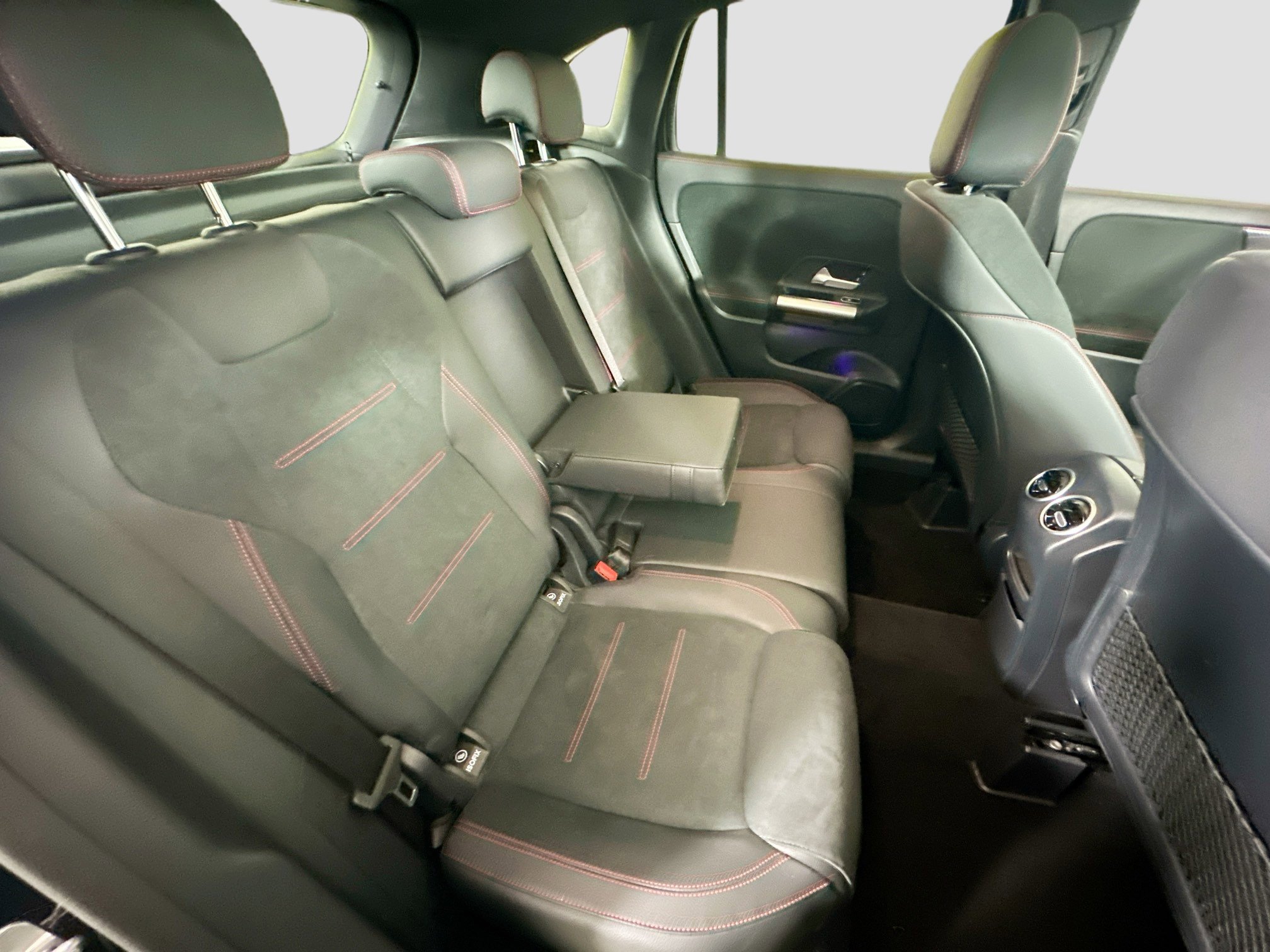 Certified 2023 Mercedes-Benz GLA 250 4MATIC image 32