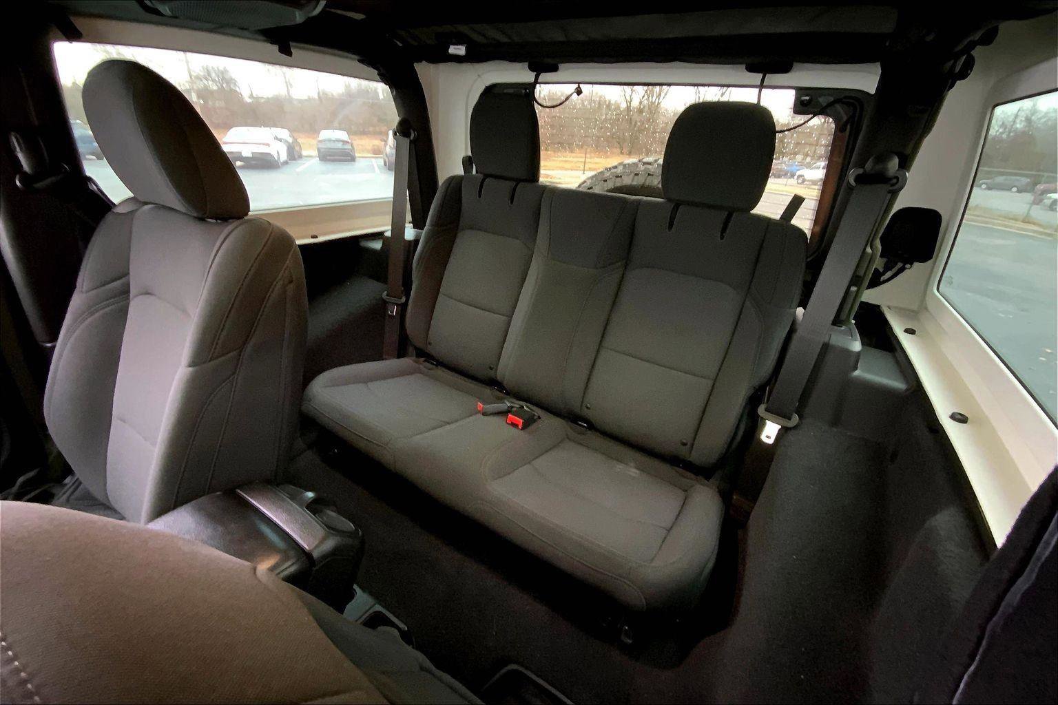 Used 2021 Jeep Wrangler Willys image 21