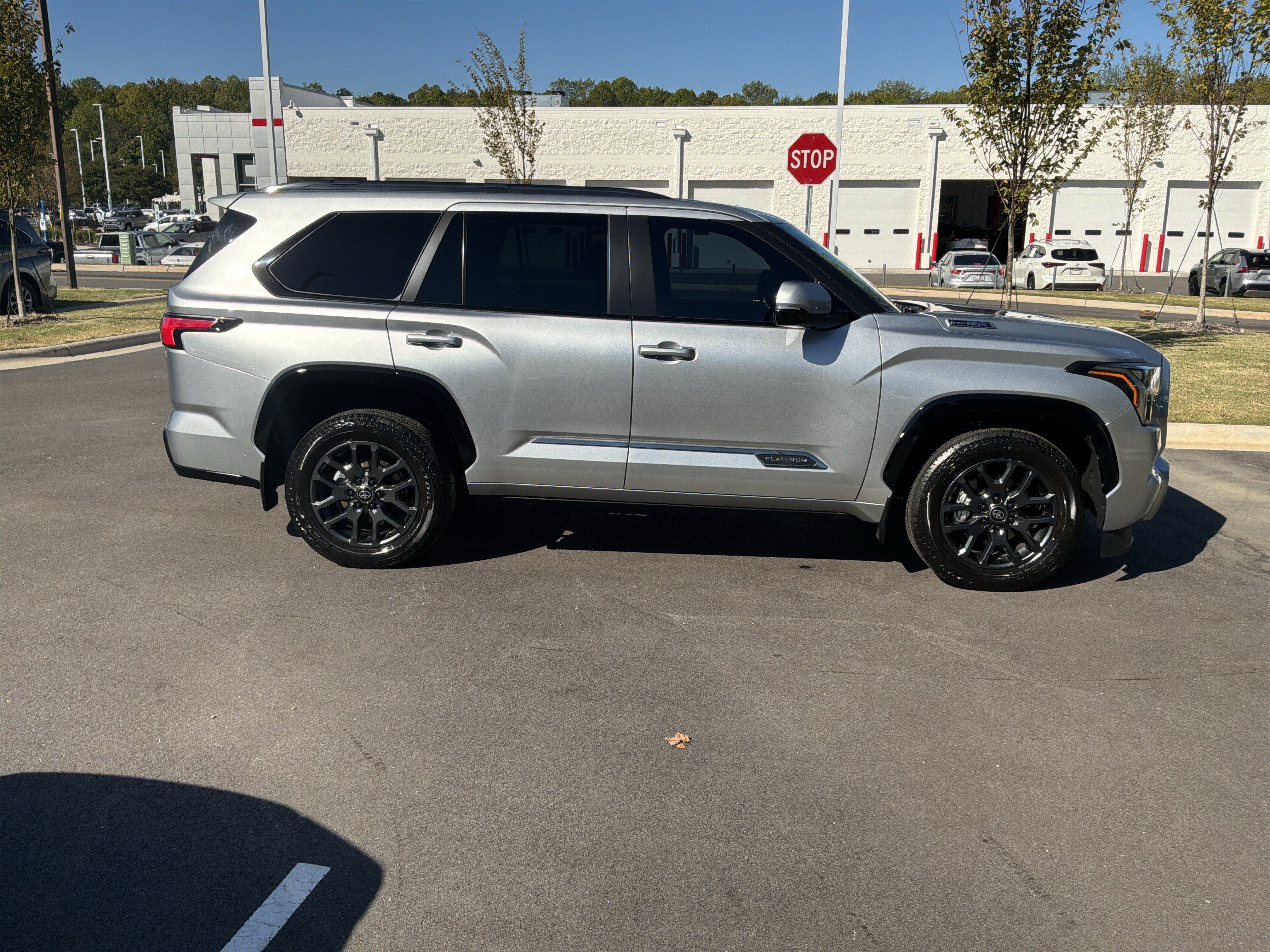 Used 2026 Toyota Sequoia Platinum AWD/4WD image 11