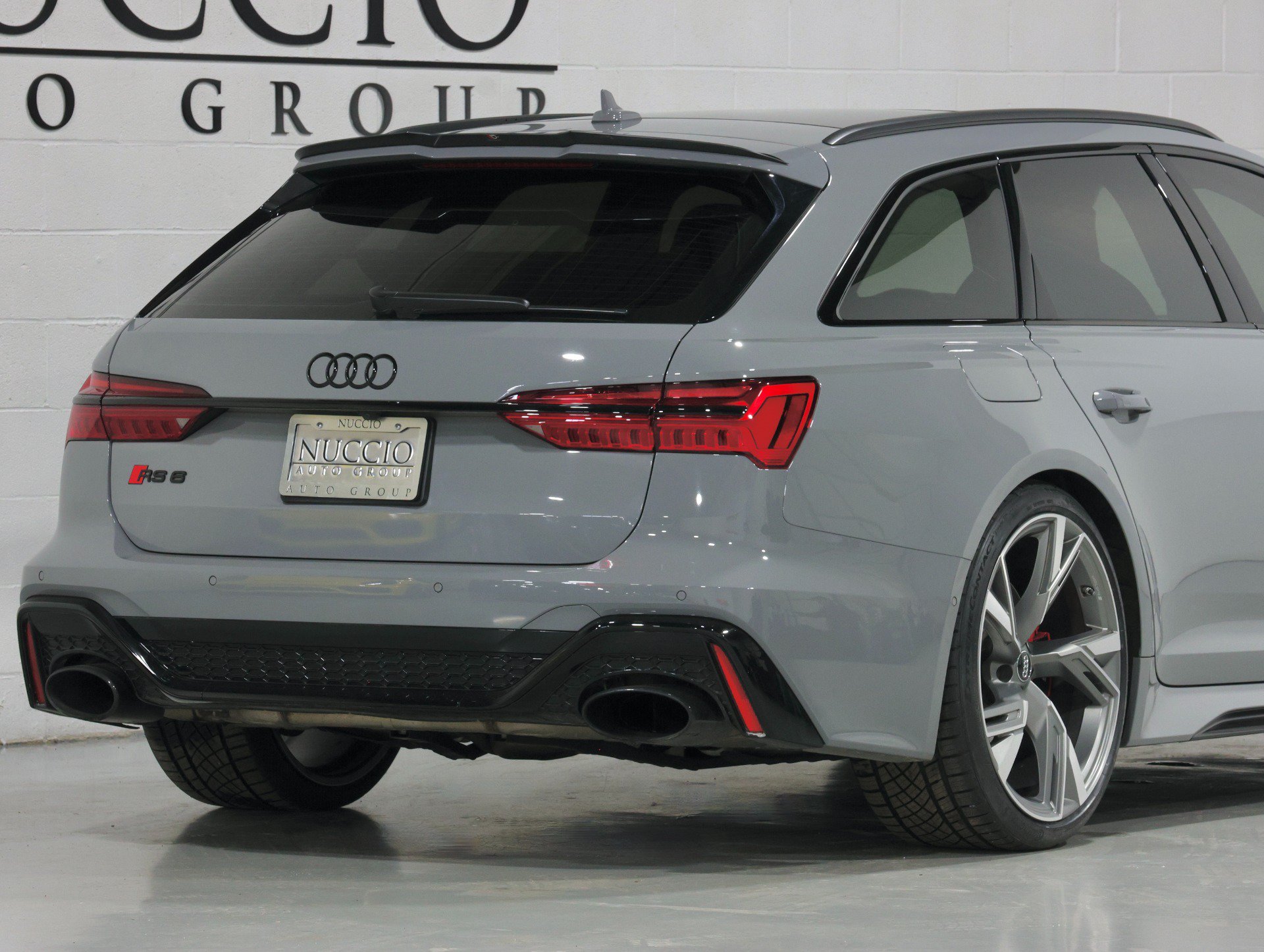 Used 2021 Audi RS 6 AWD/4WD image 40