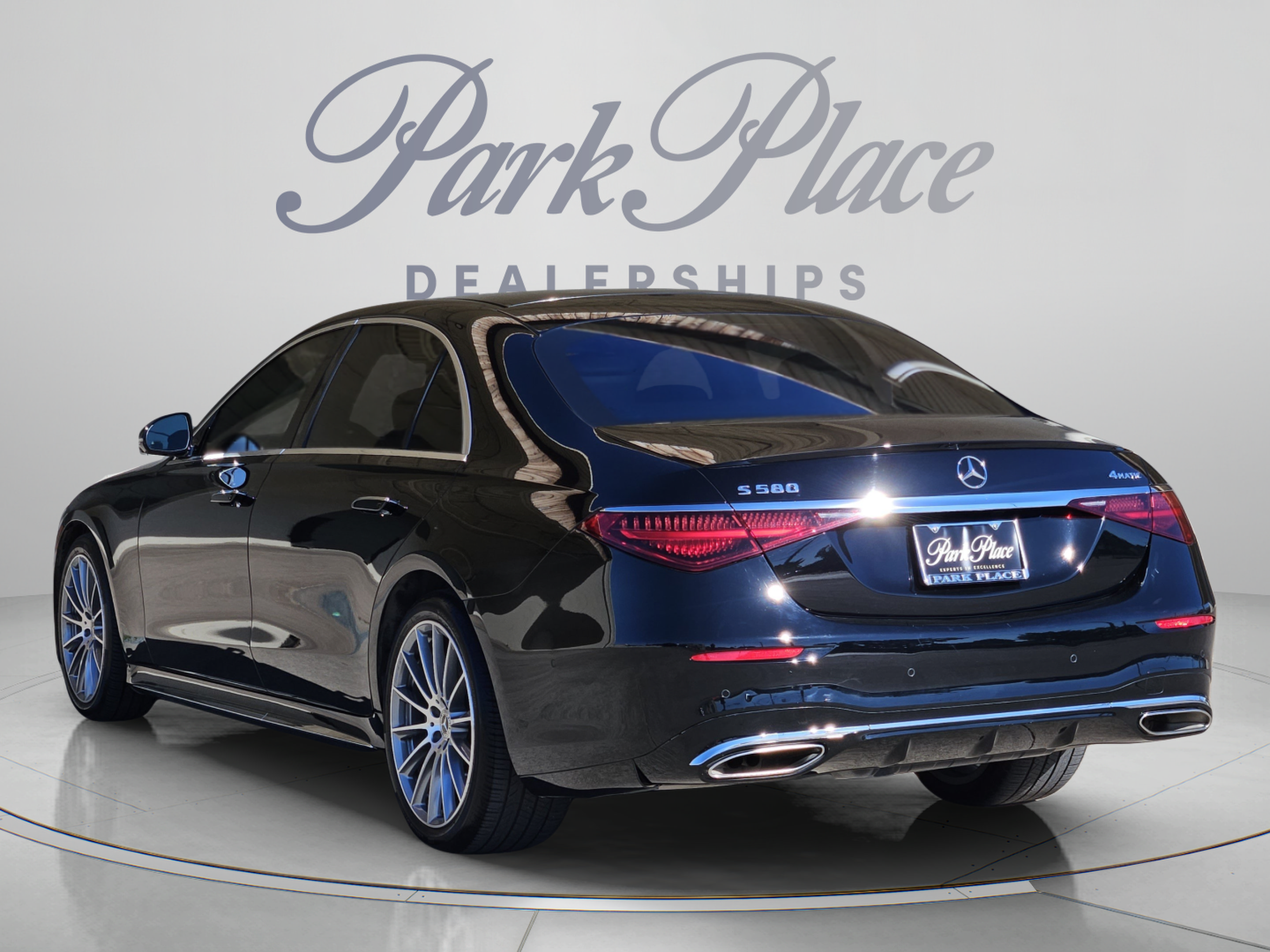 Certified 2023 Mercedes-Benz S 580 4MATIC Sedan image 3