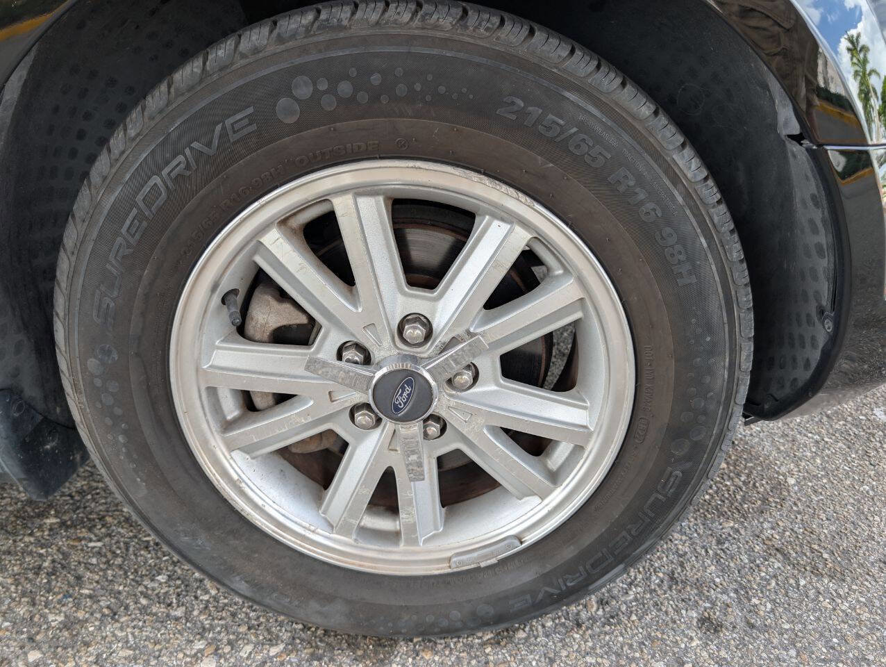 Used 2006 Ford Mustang Convertible RWD image 29