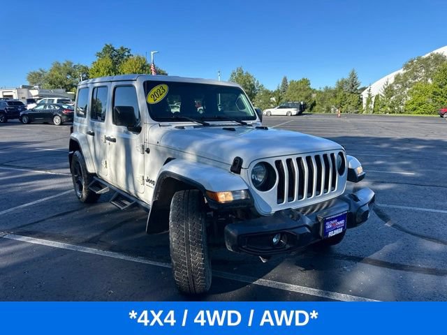 Used 2023 Jeep Wrangler Unlimited Sahara AWD/4WD image 2