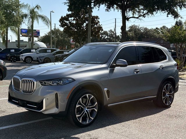 Certified 2025 BMW X5 xDrive50e w/ Climate Comfort Package AWD/4WD image 7