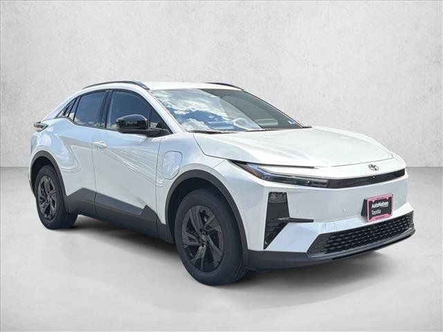 New 2026 Toyota C-HR AWD/4WD video 3