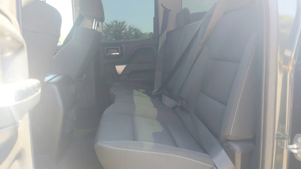 Used 2017 Chevrolet Silverado 1500 LT AWD/4WD image 30