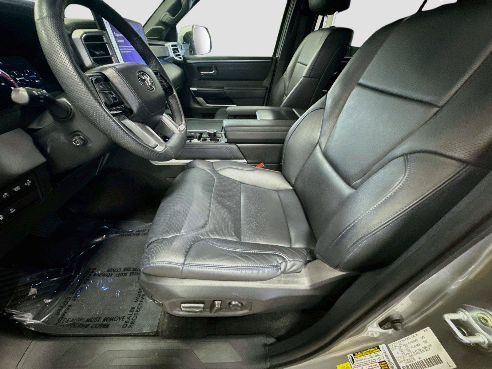 Used 2023 Toyota Sequoia Platinum AWD/4WD image 21