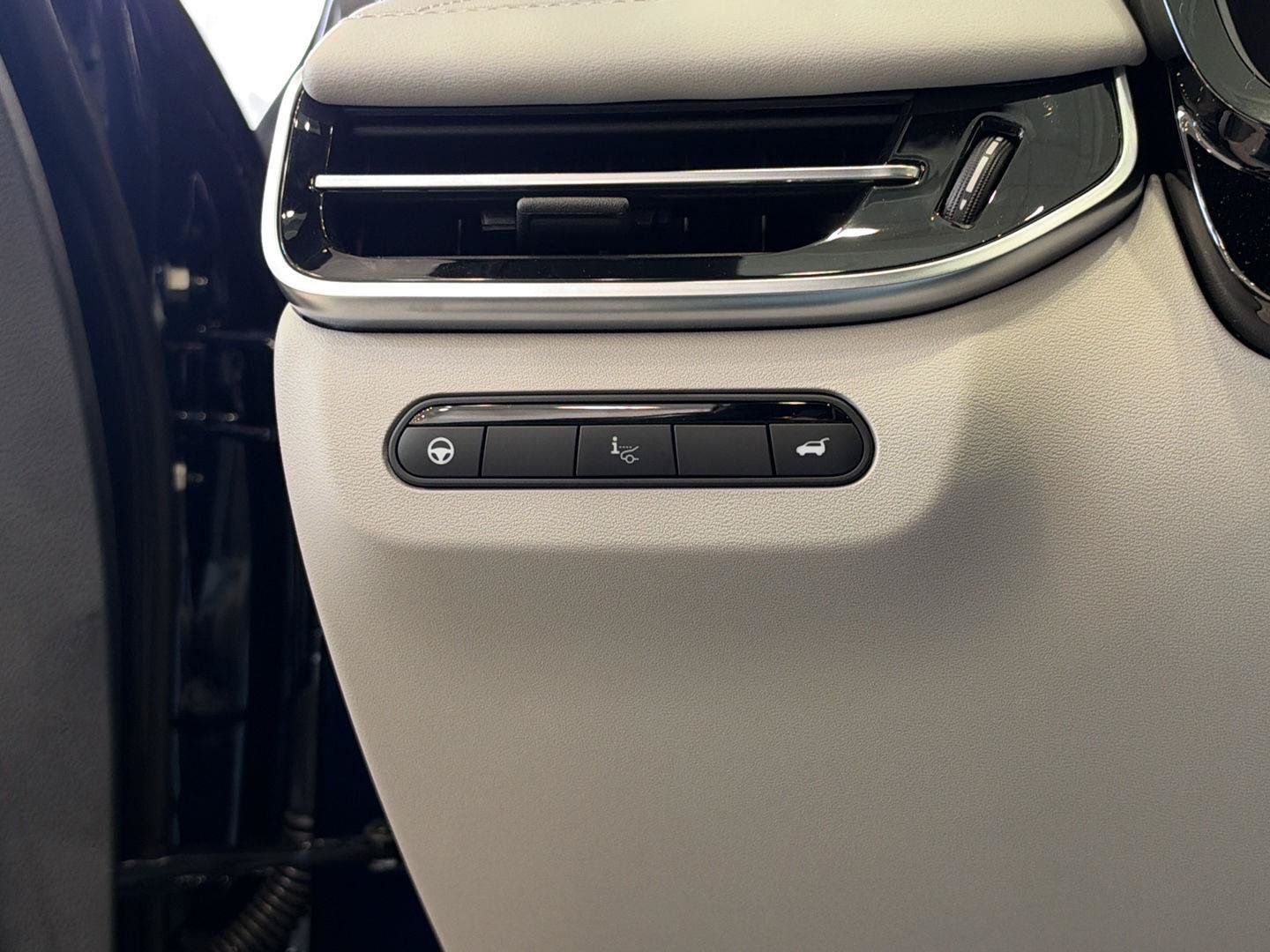New 2027 INFINITI QX65 Autograph w/ Cargo Package AWD/4WD image 16