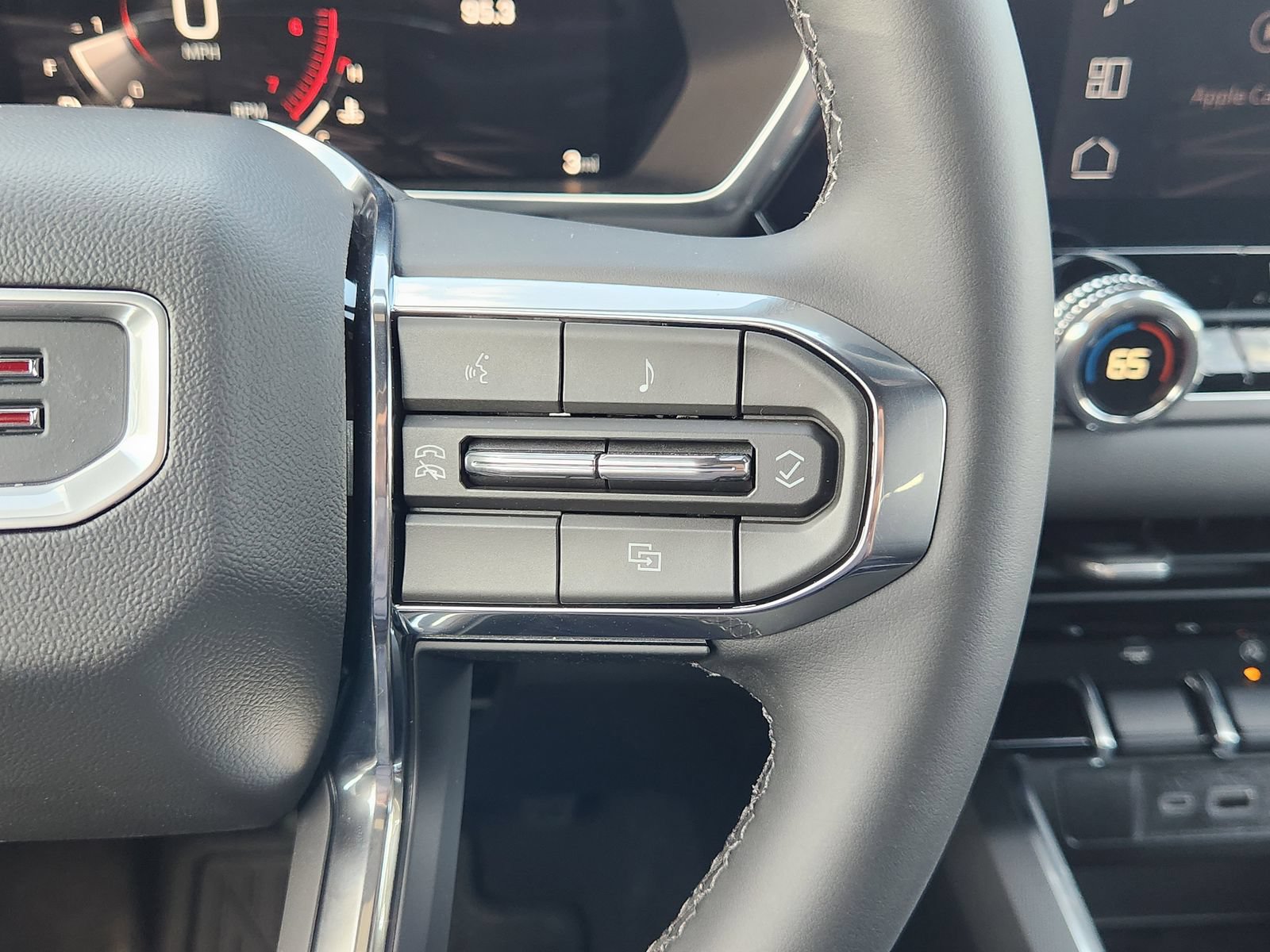 New 2026 GMC Canyon Elevation w/ Convenience Package RWD image 33