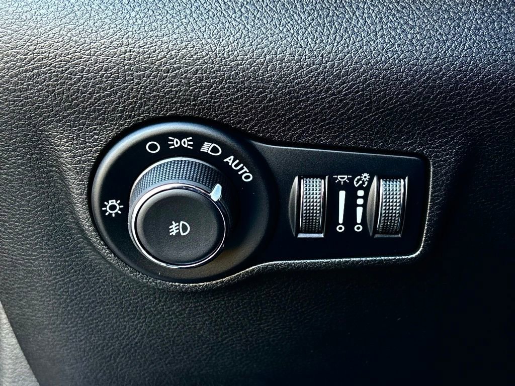 New 2026 Jeep Compass Altitude image 50