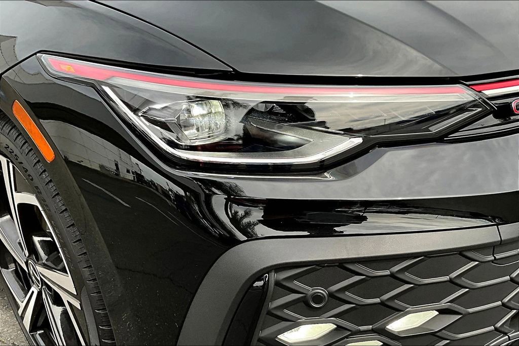 New 2026 Volkswagen GTI SE image 26