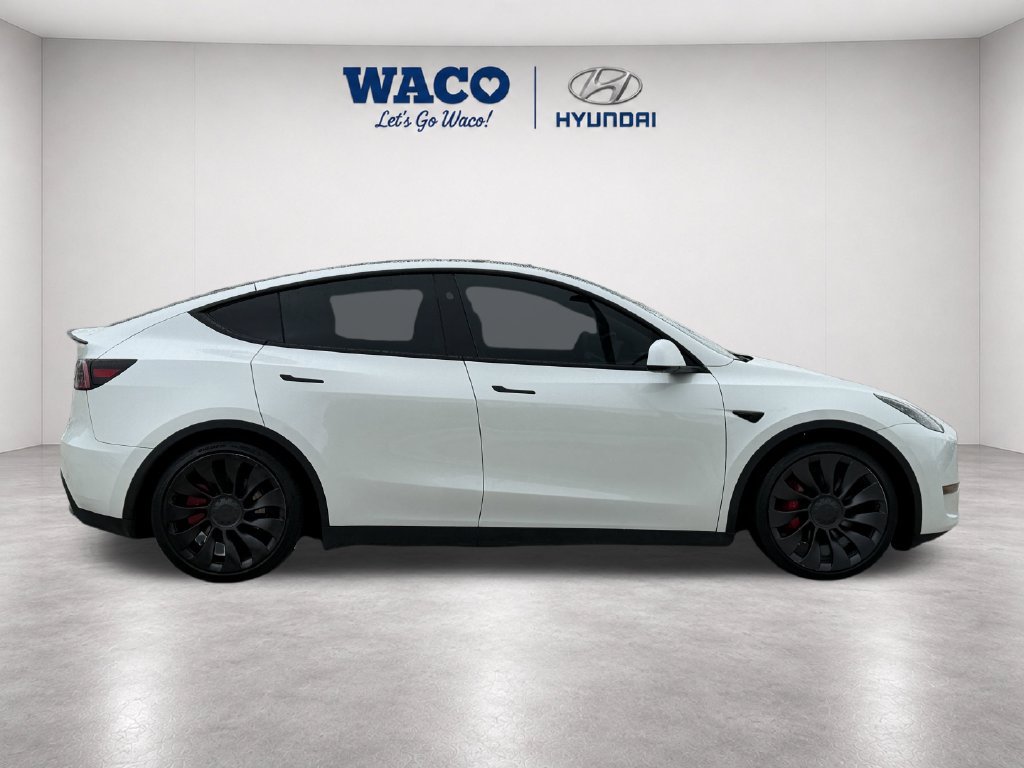 Used 2024 Tesla Model Y Performance AWD/4WD image 13