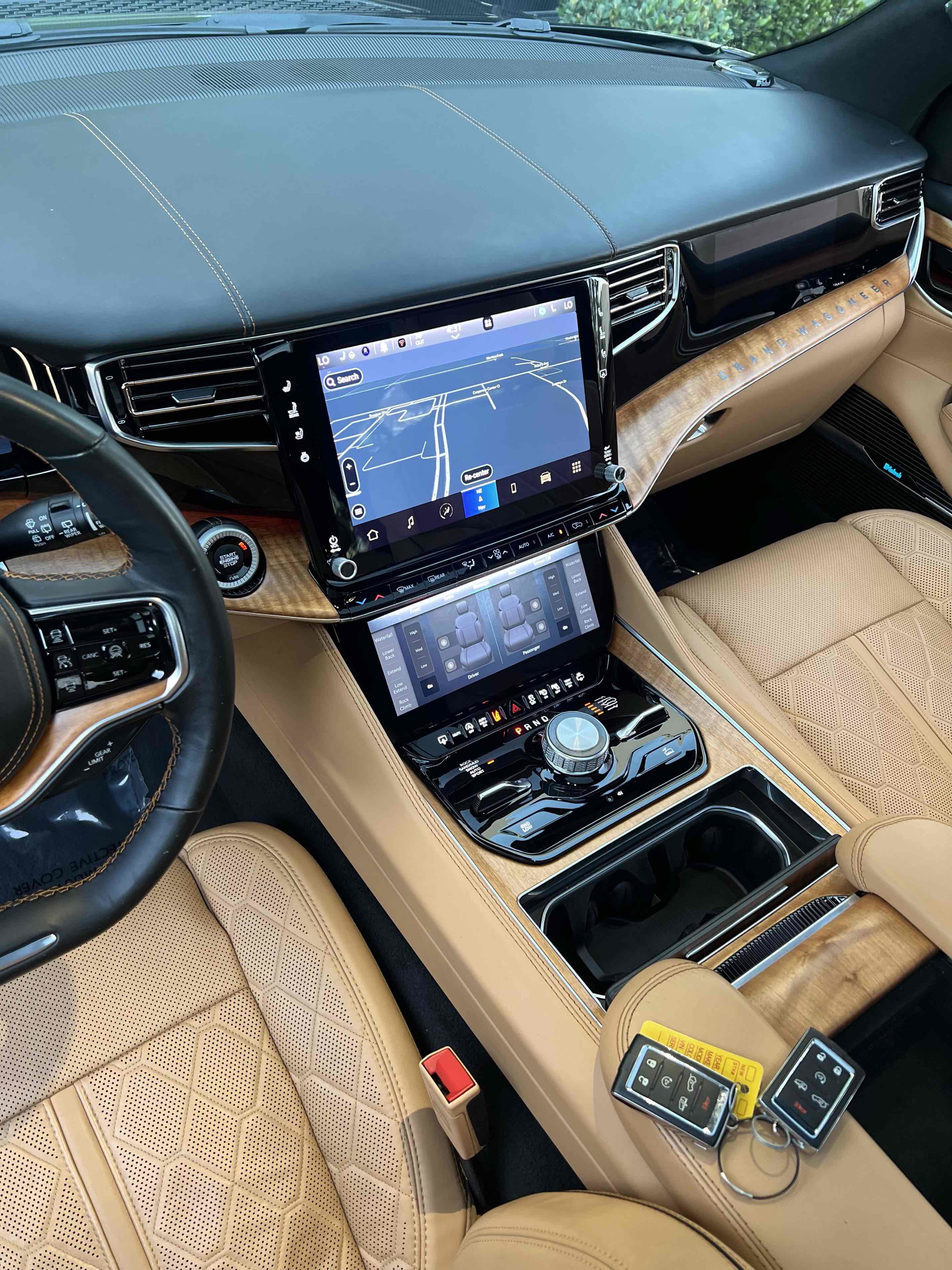 Used 2023 Jeep Grand Wagoneer L Series III image 44