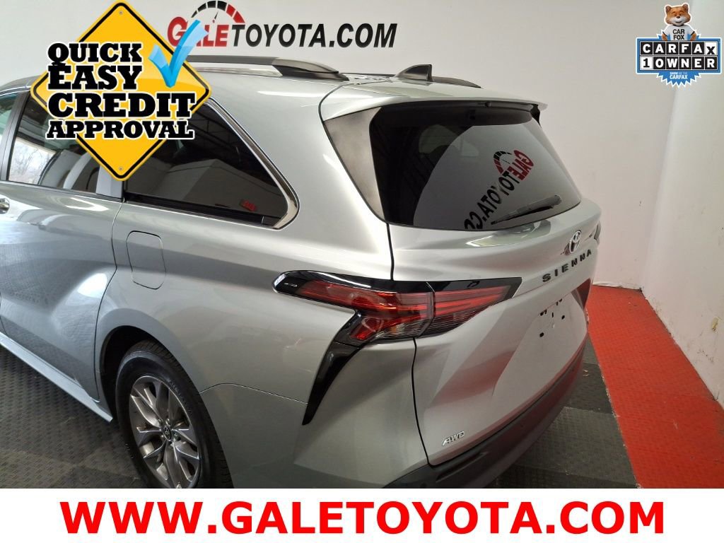 Used 2021 Toyota Sienna XLE w/ XLE Plus Package image 5