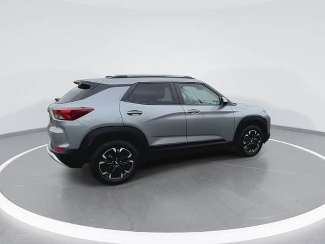 Used 2023 Chevrolet TrailBlazer LT w/ Convenience Package FWD image 12