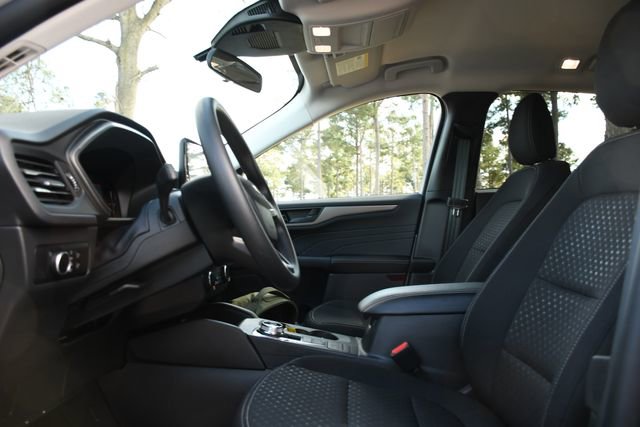 Used 2025 Ford Escape Active image 21