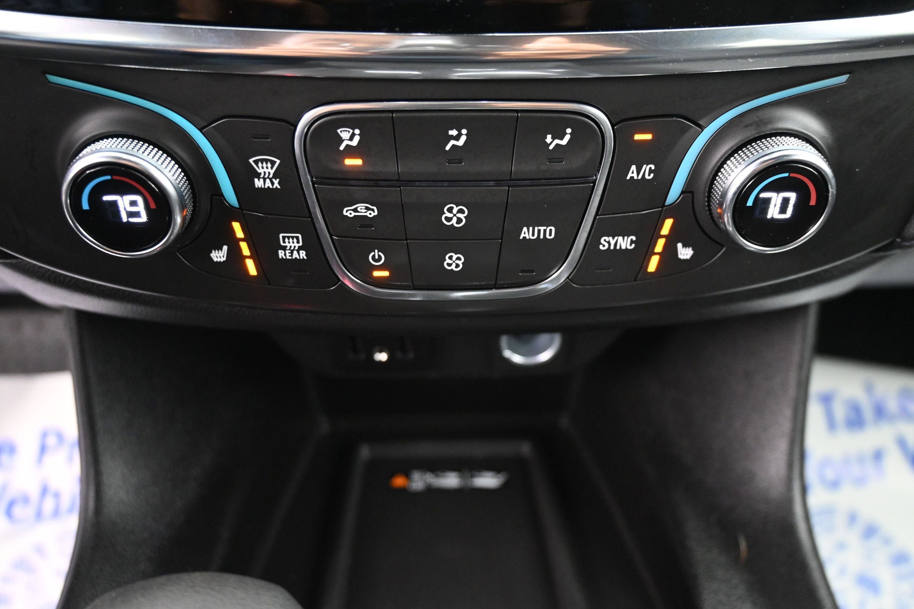 Used 2023 Chevrolet Traverse LT AWD/4WD image 16