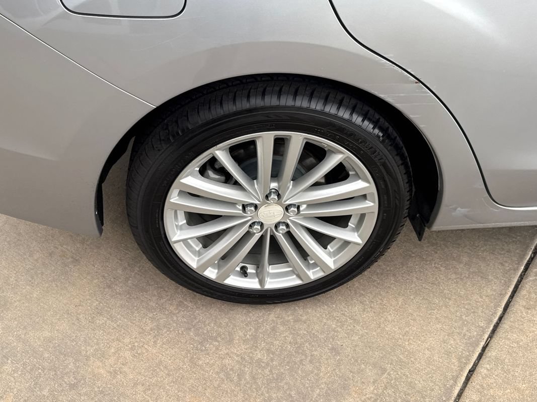 Used 2013 Subaru Impreza 2.0i Premium AWD/4WD image 13