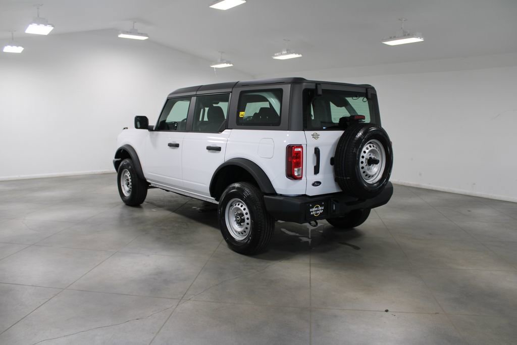 New 2025 Ford Bronco 4-Door image 6