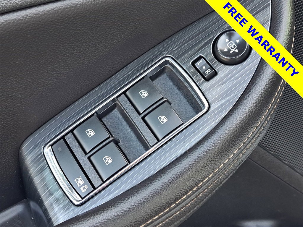 Used 2017 Chevrolet Impala LT image 17