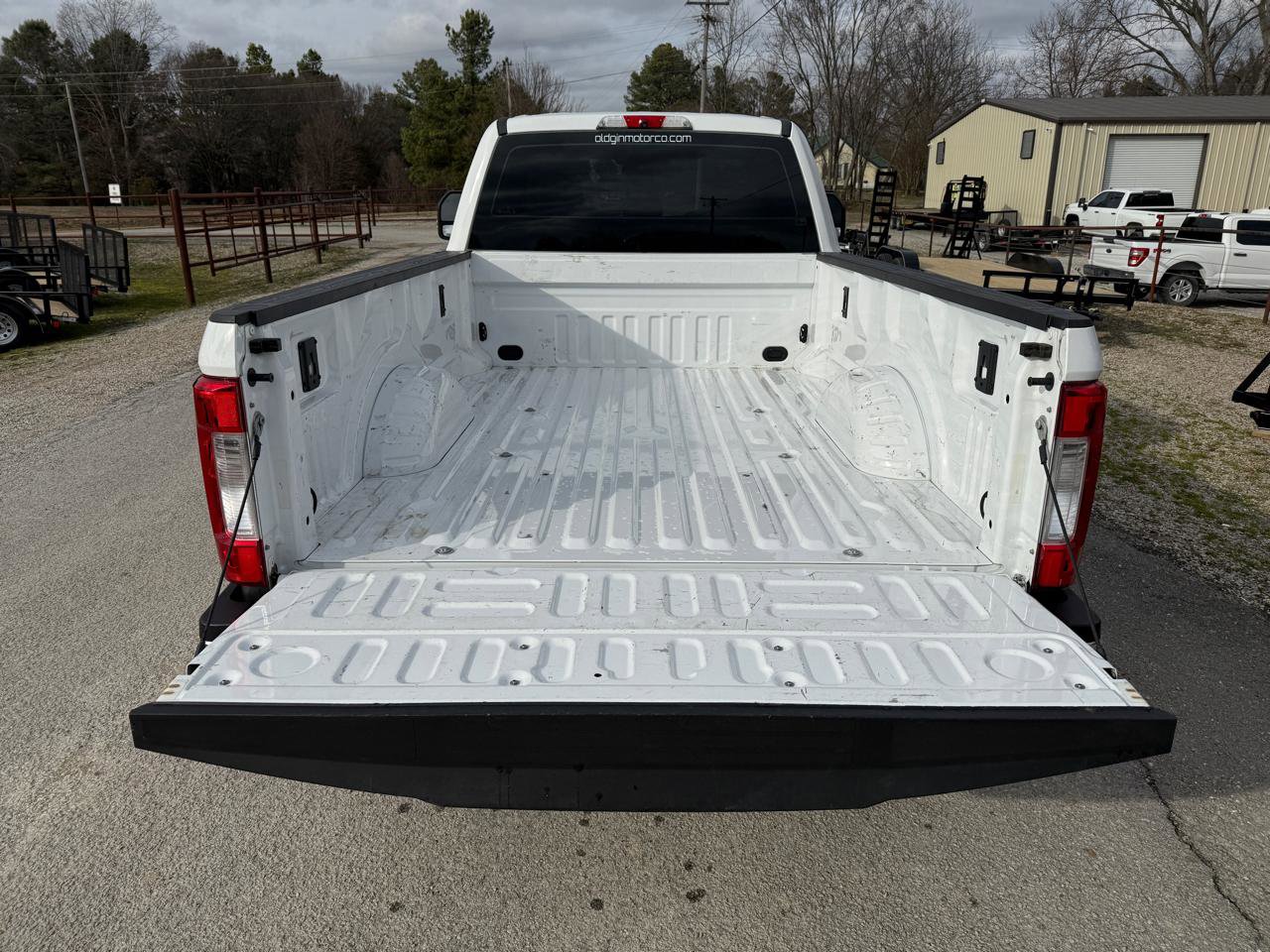 Used 2017 Ford F350 XL image 5