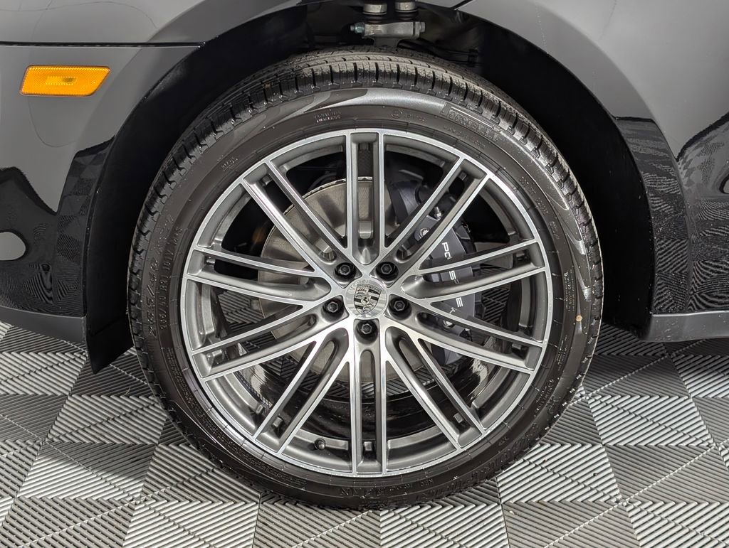 New 2026 Porsche Macan image 11