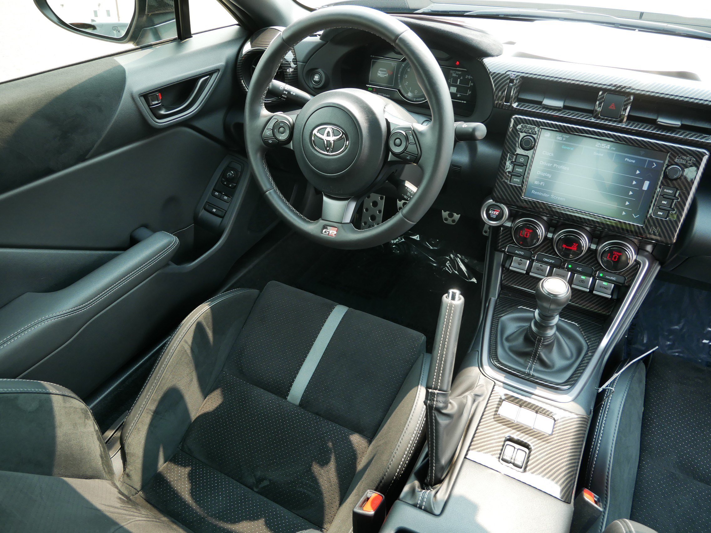Used 2023 Toyota GR86 Premium w/ ALL Weather Mat Package (TMS) RWD image 9