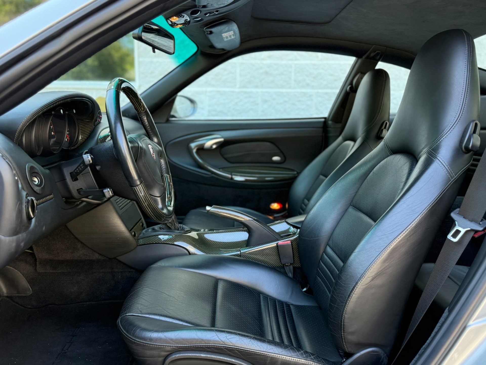 Used 2001 Porsche 911 Turbo image 12