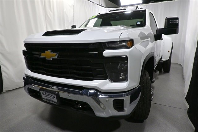 Used 2025 Chevrolet Silverado 3500 W/T w/ WT/CX Safety Package image 8