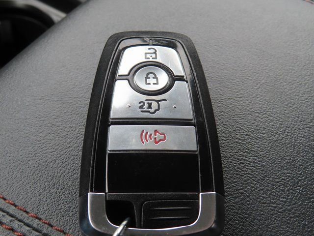 Used 2025 Ford Explorer Active image 41