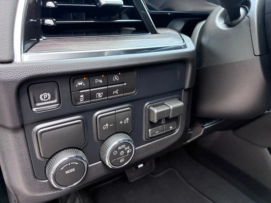New 2026 Chevrolet Tahoe LT w/ Comfort Package RWD image 26
