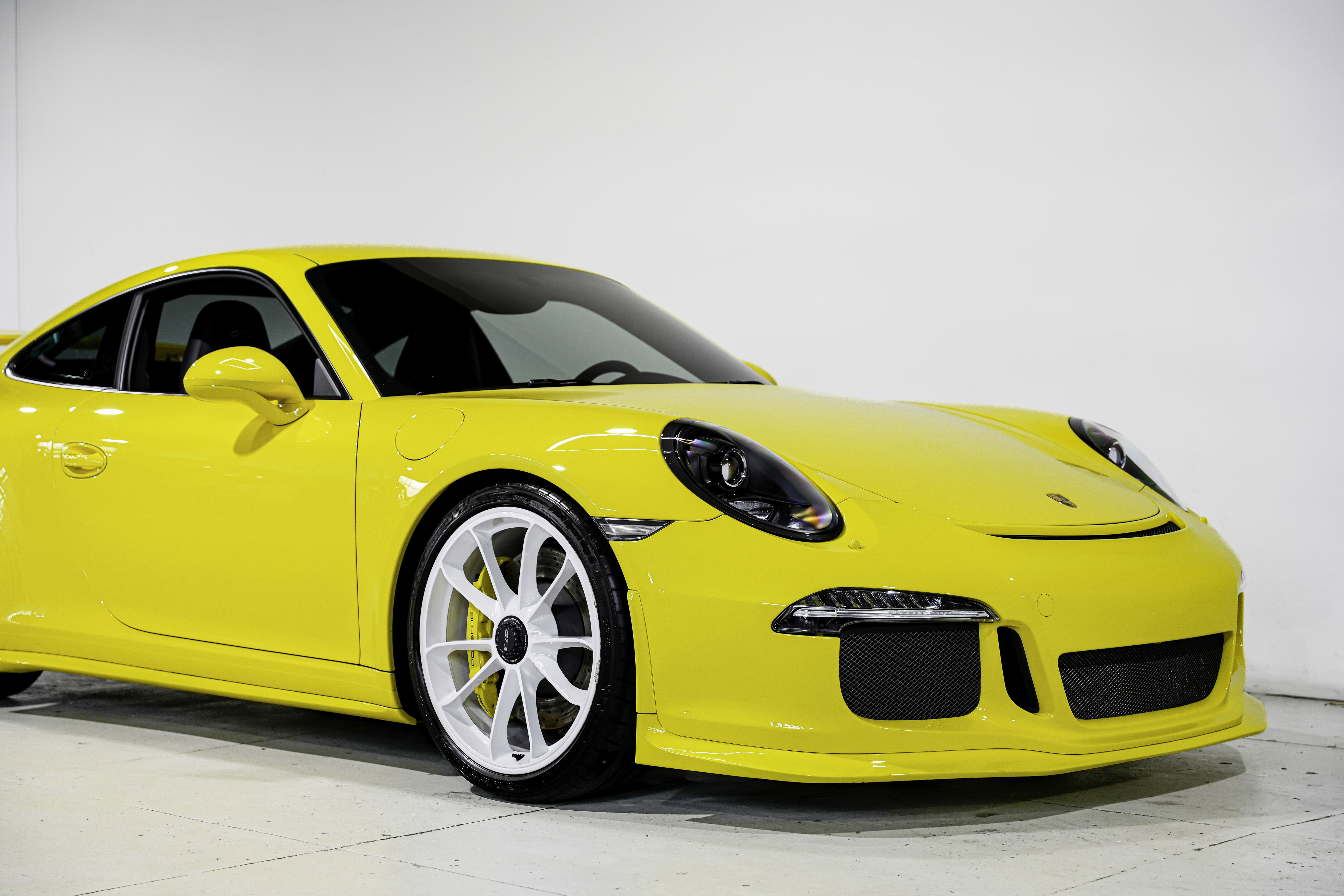 Used 2015 Porsche 911 GT3 image 39